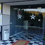 Rock Star Hotel *